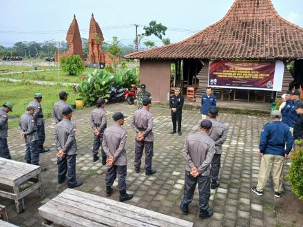 Apel Kesiapan Gastib Desa Jajar untuk Pengamanan Pemilu Serentak 2024